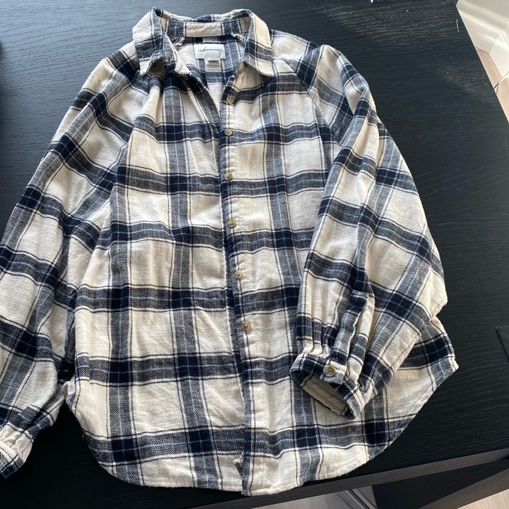 American Eagle plaid button down